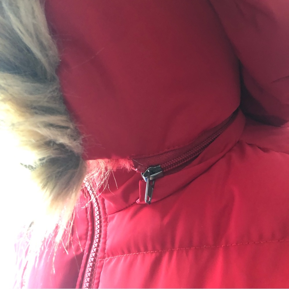 Red Short Puffer Jacket - Picture 4 of 11